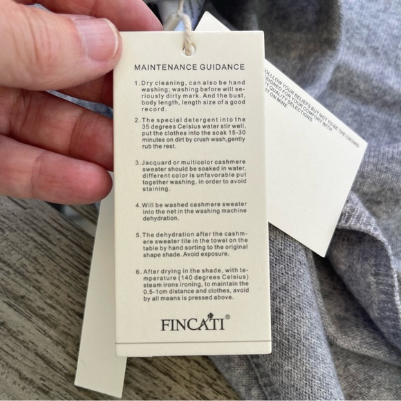 Fincati Gray Cashmere Blend Asymmetrical Sweater Poncho OSFM NWT - Picture 4 of 11